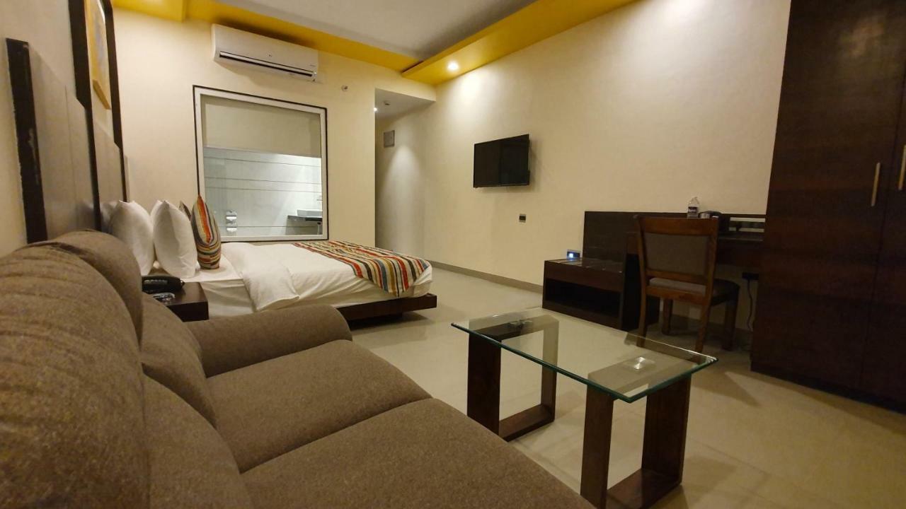 Regenta Central North Goa, Arpora Exterior photo