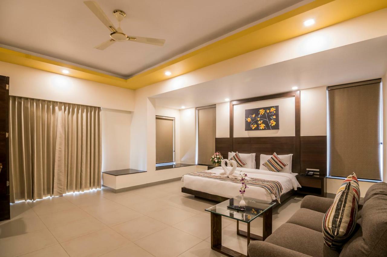 Regenta Central North Goa, Arpora Exterior photo